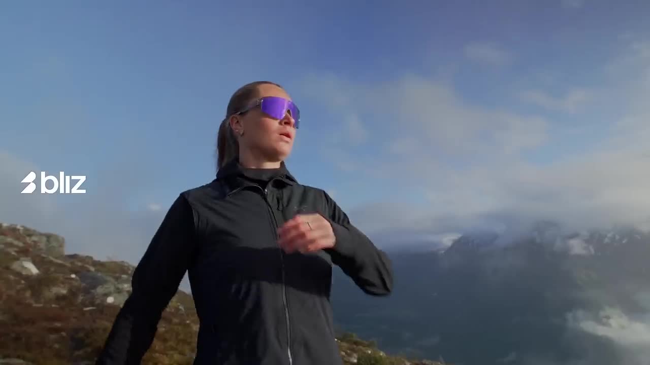 Luxottica campaigns first seen Oct 2025.