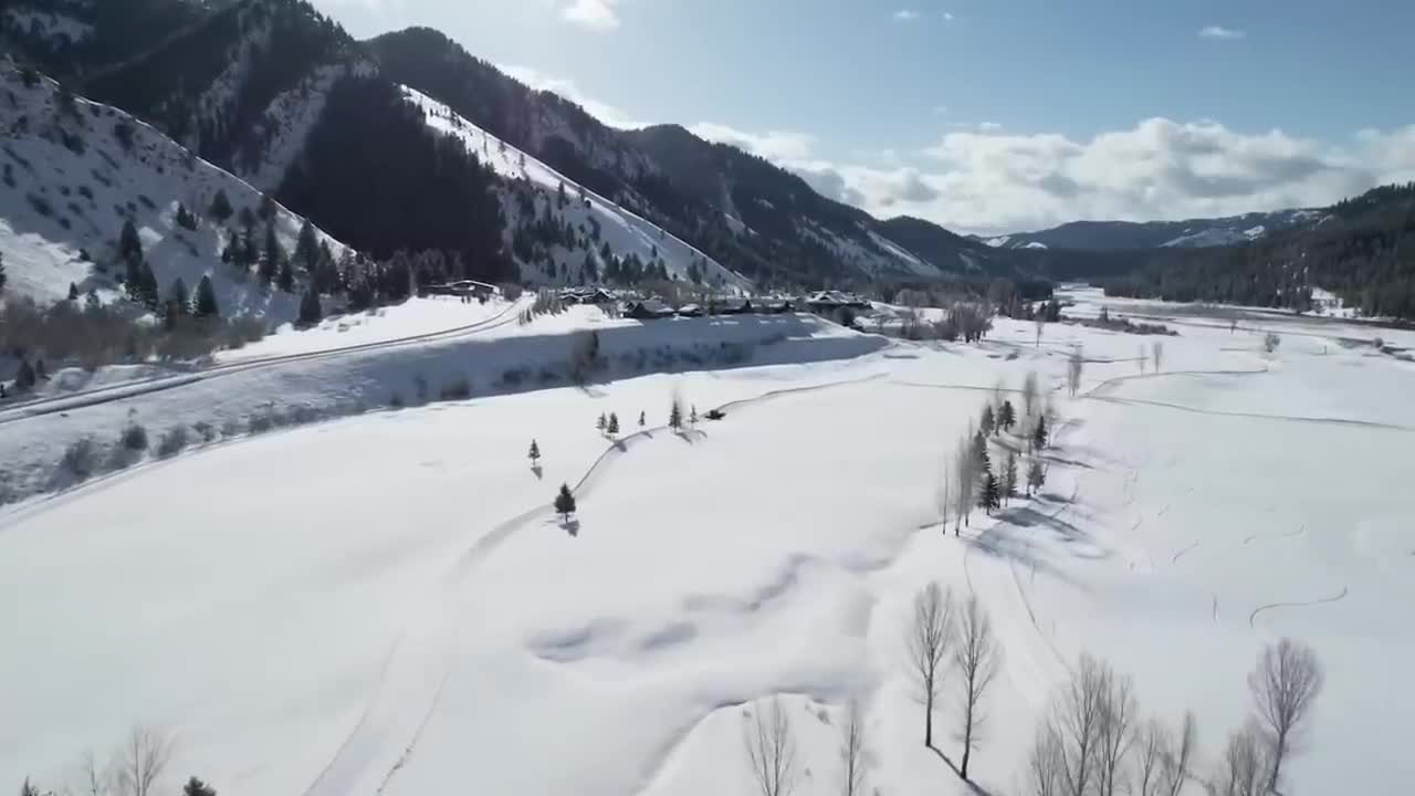 Noble House Hotels and Resorts campaigns first seen Oct 2025.