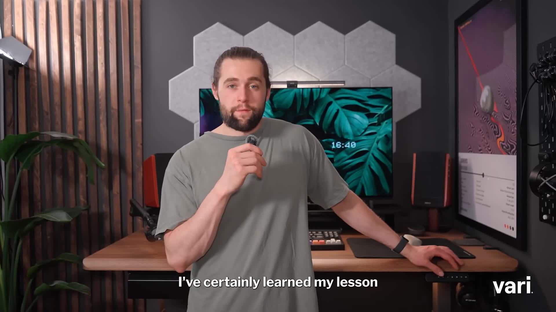 Varidesk campaigns first seen Jul 2025.