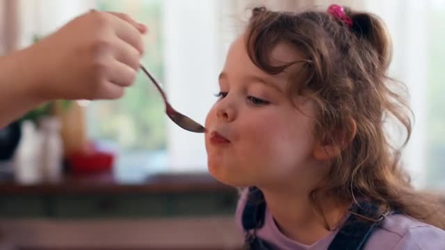 Campbell's campaigns first seen Oct 2025.