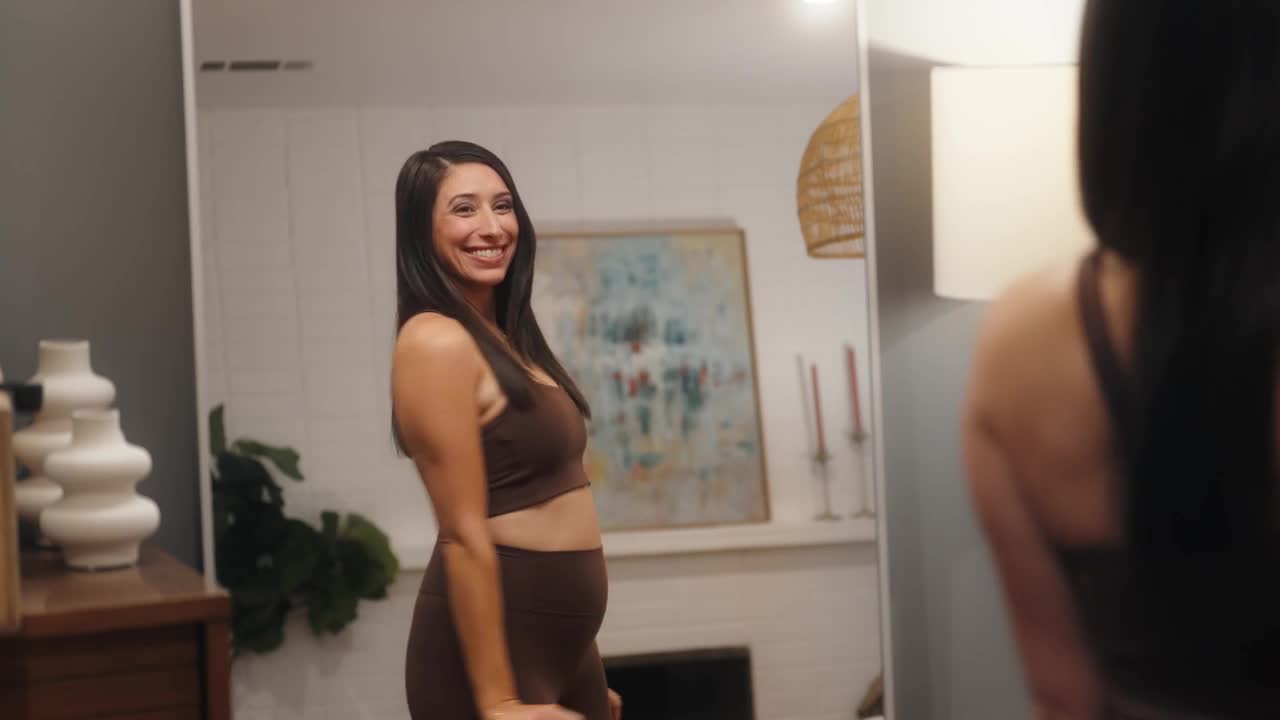 Nutrawise Health & Beauty campaigns first seen Mar 2025.